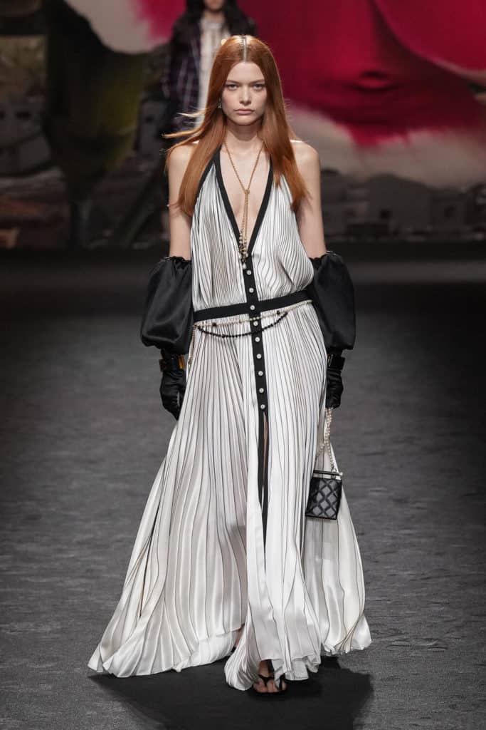 look 4